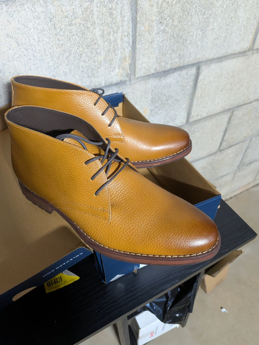 Joseph Abboud Men's Caramel Tan Leather Chukka Boots
